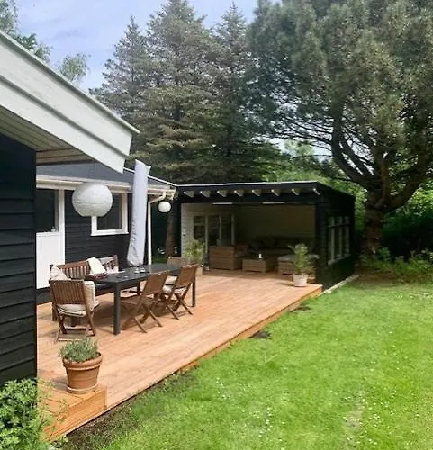 Charming In 吉利勒杰